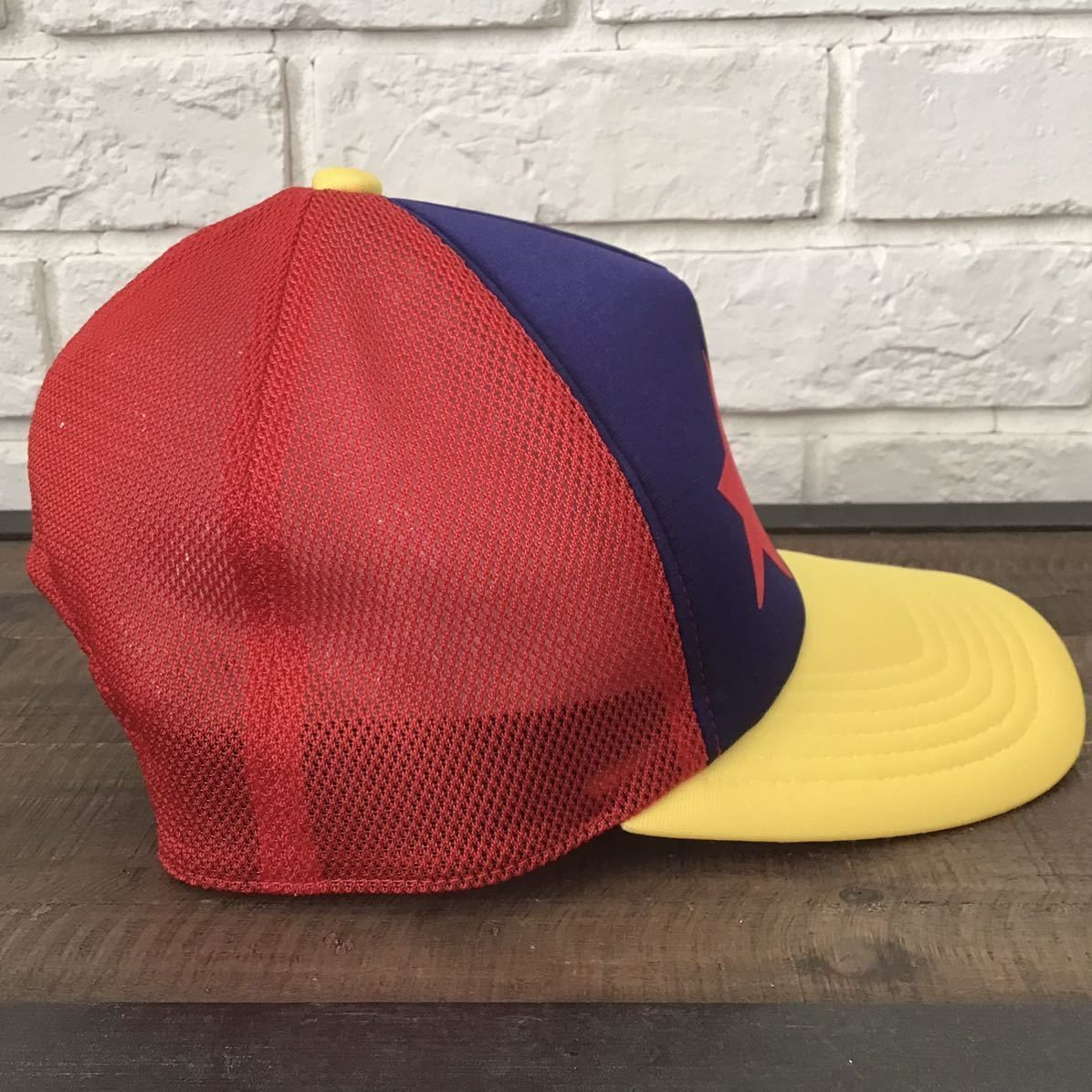 BAPESTA LOGO メッシュ キャップ navy × red × yellow a bathing
