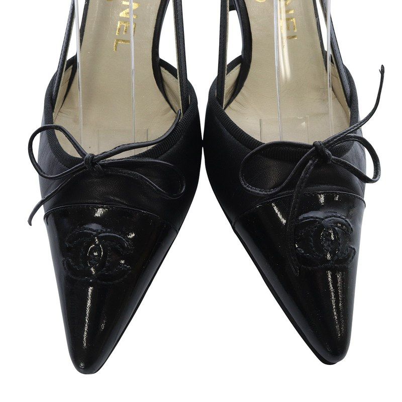 シャネル ロゴデザイン サンダル ポインテッドトゥ 35.5 黒 - メルカリ