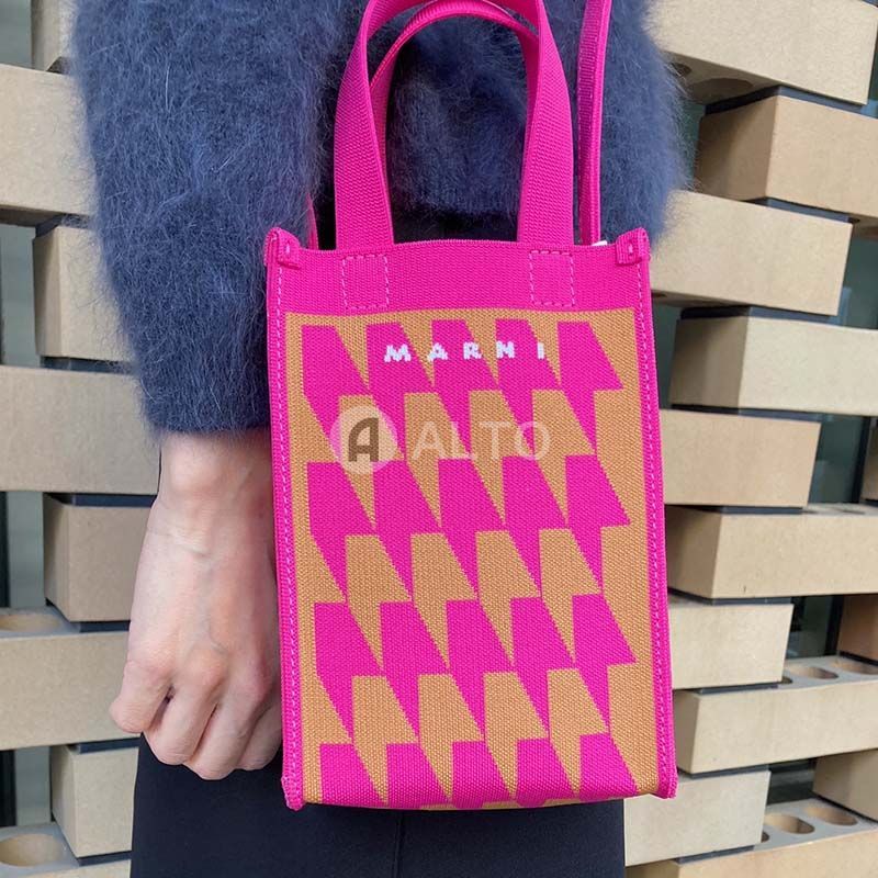 マルニ　バッグ MARNI マルニ SHMP0085A1P4556 ZO422 千鳥格子 ジャガード ナノ