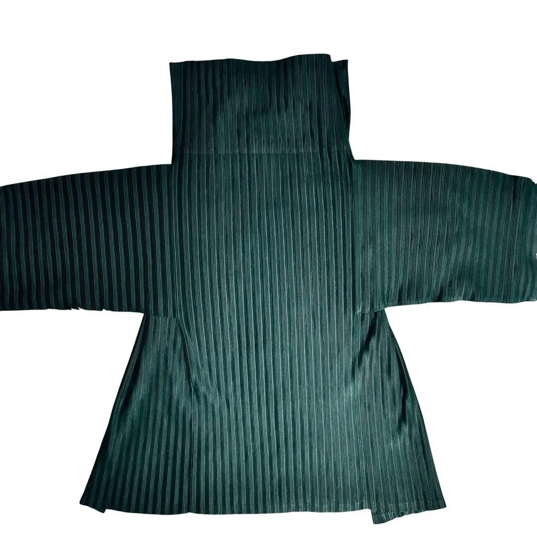 プリーツプリーズ カットソー トップス イッセイミヤケ グリーン 緑