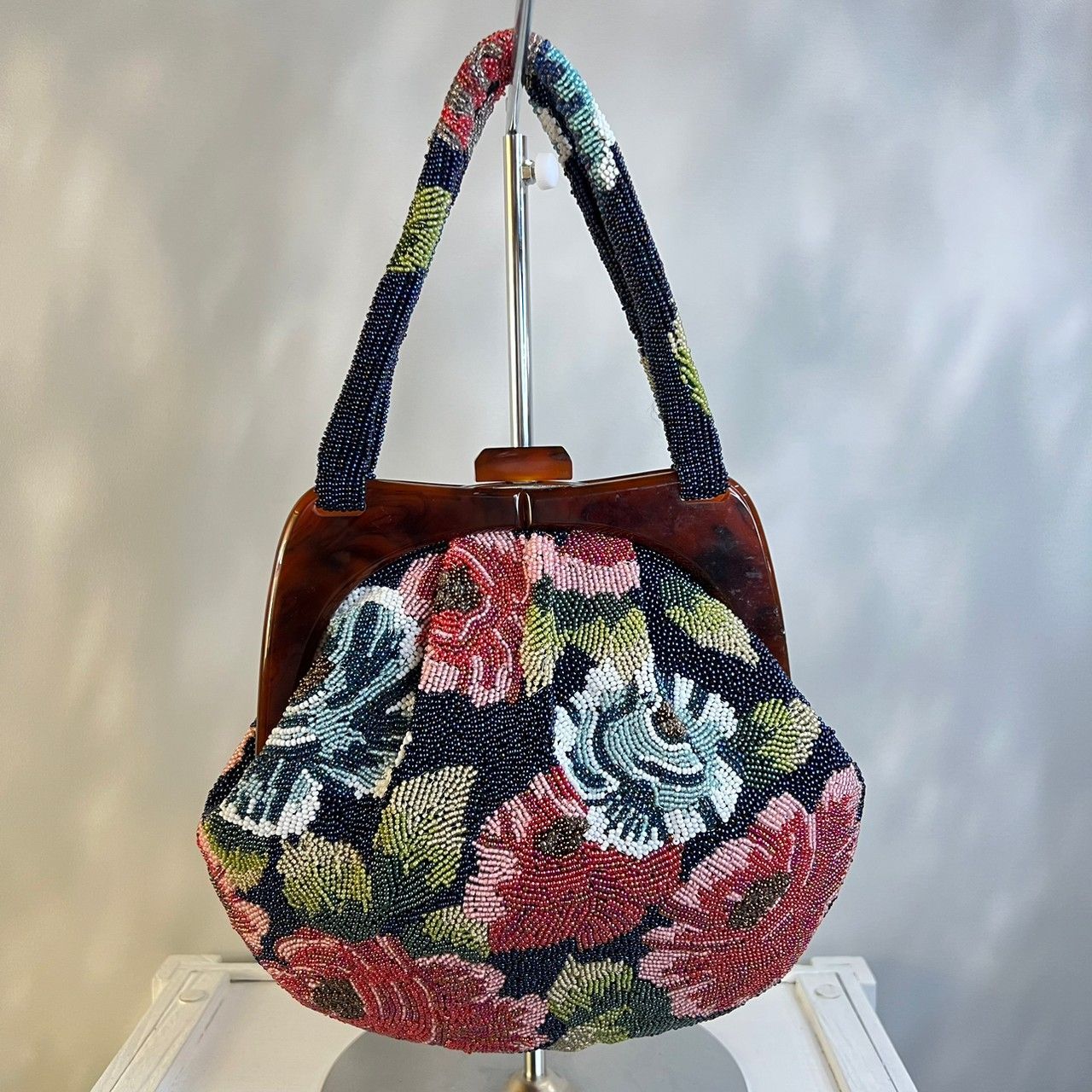 特価】 逸品 美品!!和装バッグ ビーズバッグ フォーマル 草花 黒