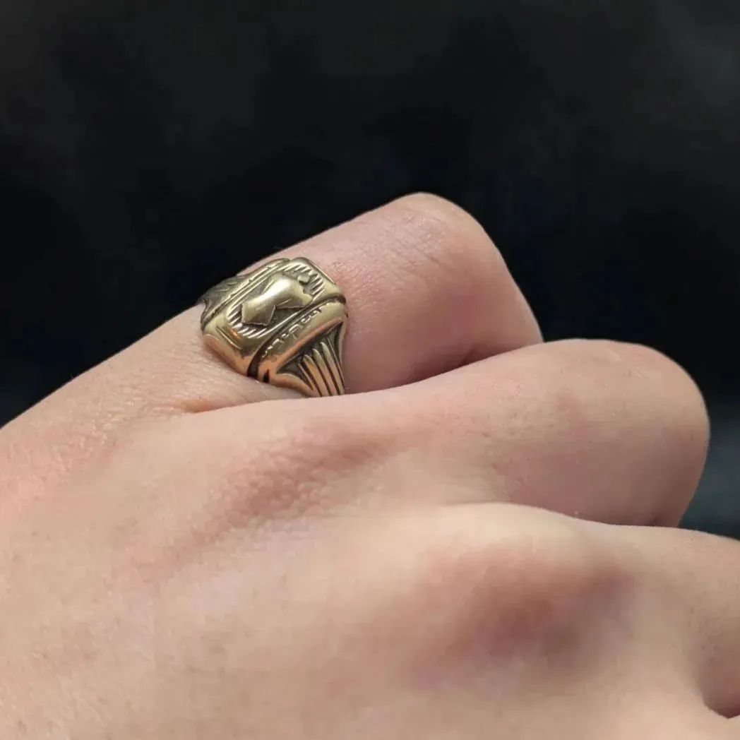 JOSTEN 1970年 10K 無垢 イエローゴールド カレッジリング 11号 JOSTEN 1970年 10K 無垢 イエローゴールド カレッジリング 11号 JOSTEN