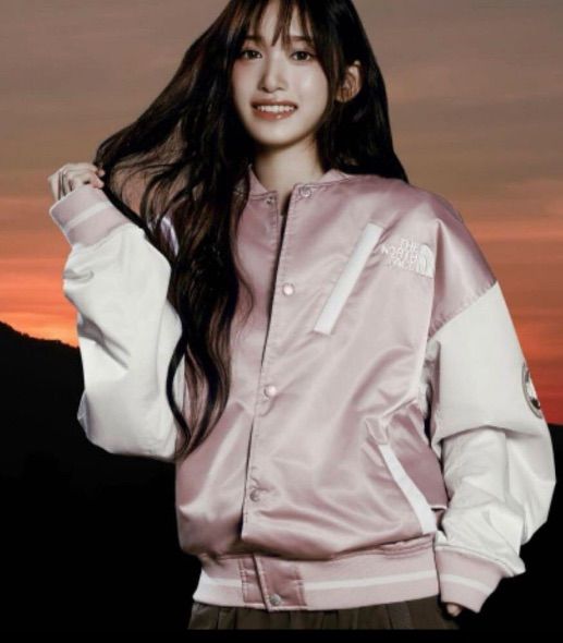 ノースフェイス スタジャン プレイヤーヴァーシティジャケット ロゴ