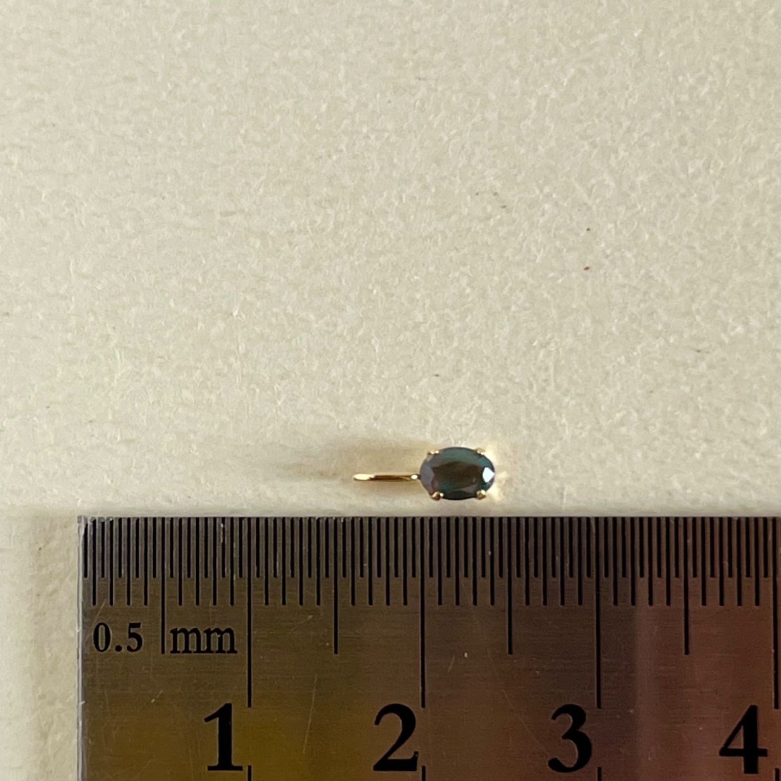 K18 天然石アレキサンドライトoval希少　レア　ペンダントトップ　18金 3 K18 天然石アレキサンドライトoval希少 レア ペンダントトップ
