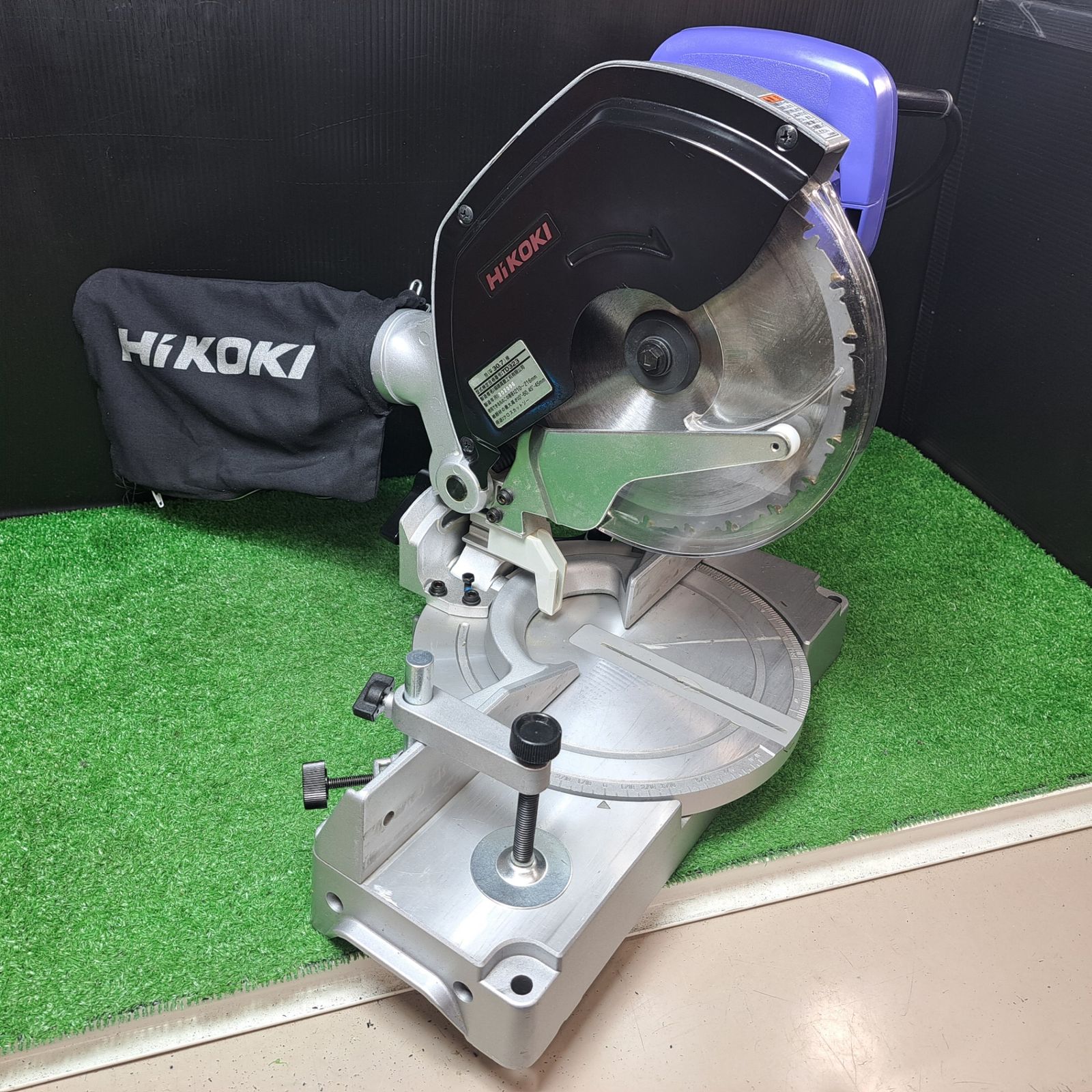 HiKOKI (ハイコーキ) 旧日立工機 卓上丸のこ 216mm FC8FC HiKOKI (ハイコーキ) 旧日立工機 卓上丸のこ 216mm FC8FC