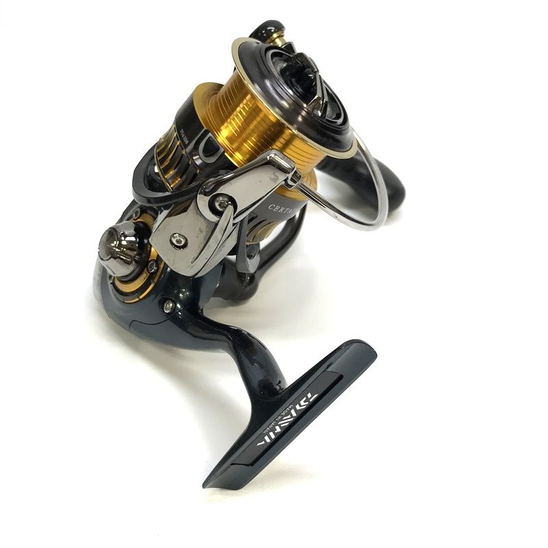 056308 スピニングリール