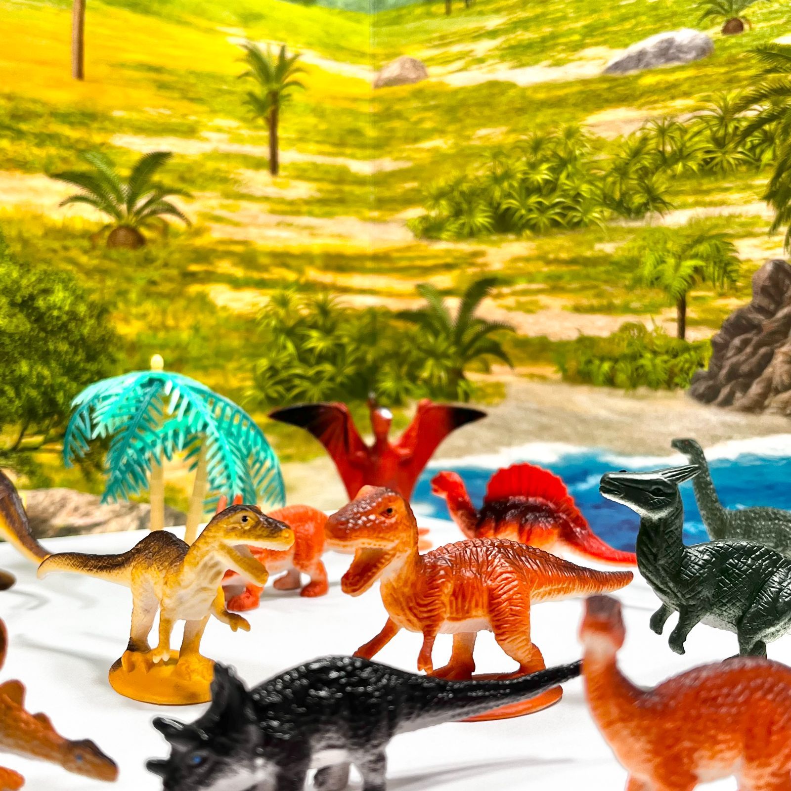 恐竜フィギュア図鑑DX（デラックス） - メルカリ