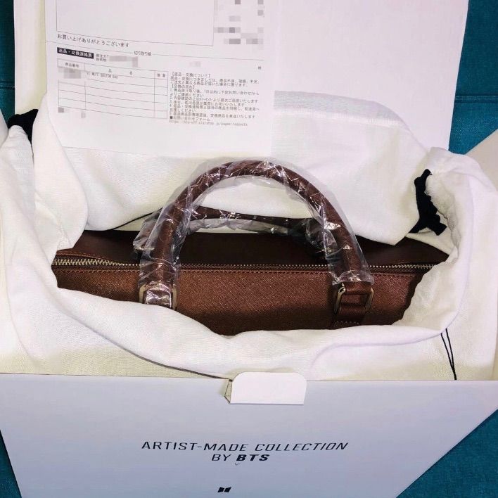 BTS V MUTE BOSTON BAG テテ ボストンバッグ バック - メルカリ