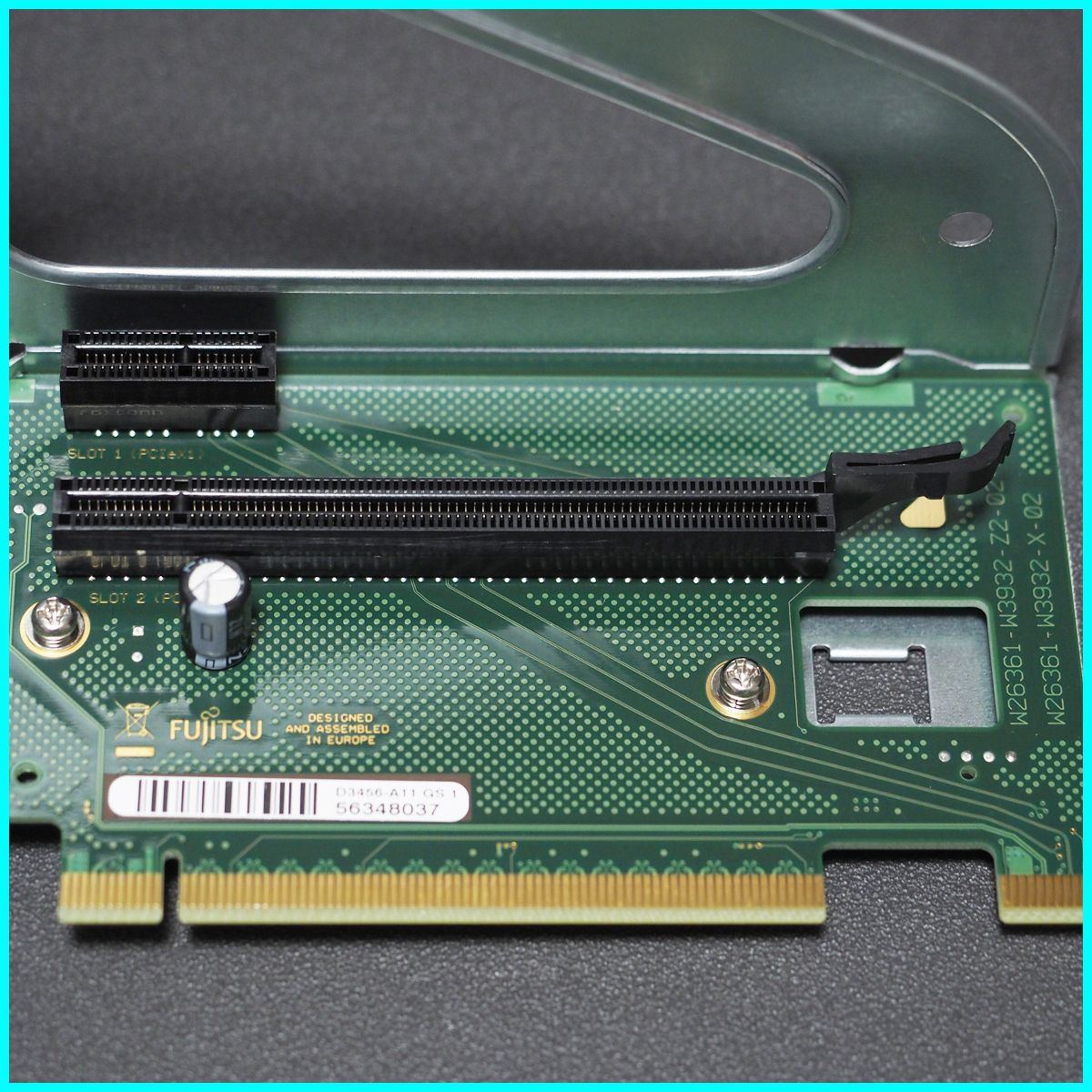 富士通 ESPRIMO D957/P　PCIE ライザーカード D3456-A11 GS 1 ブラケット PCIスロットカバー付