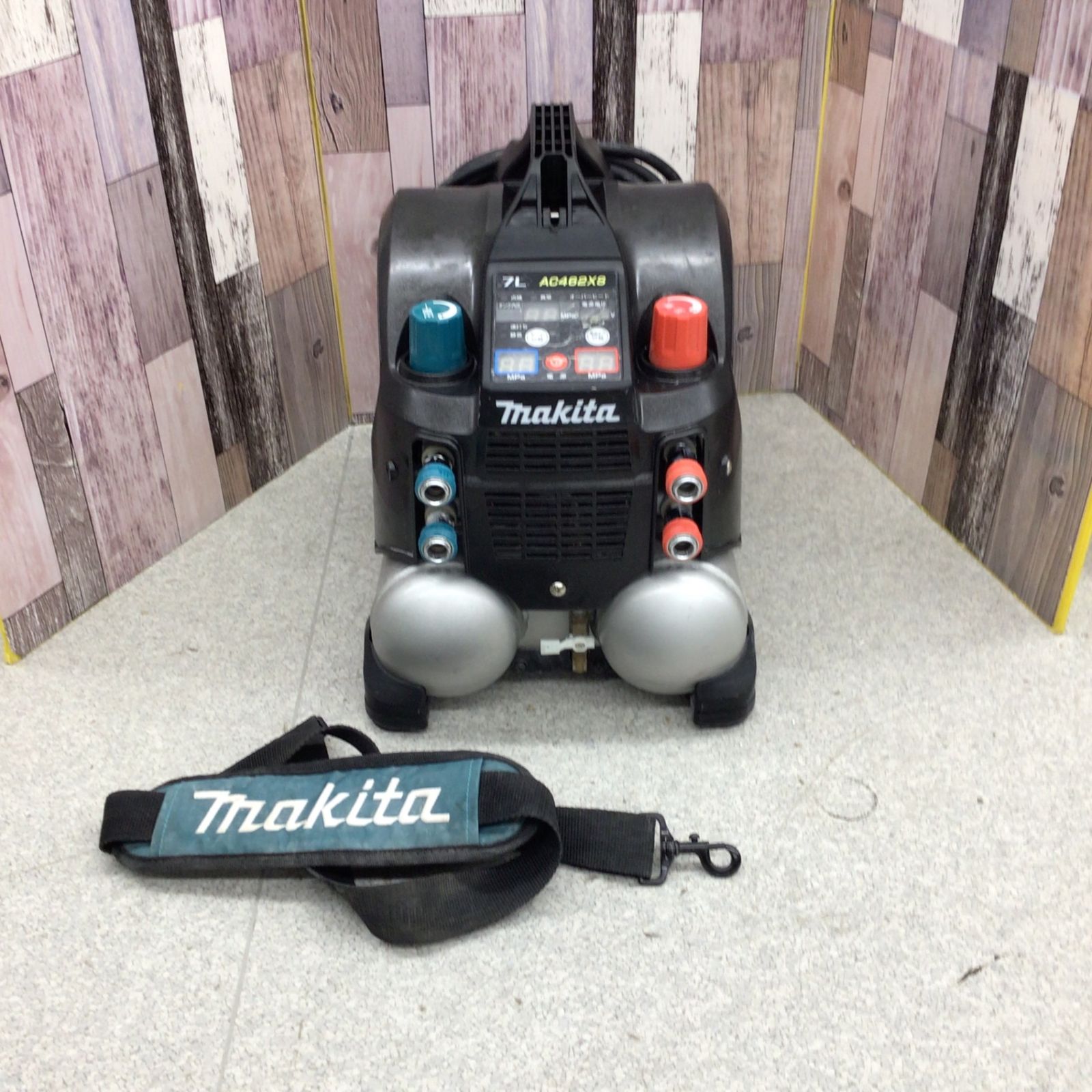 マキタ makita コンプレッサー　AC462XSB　黒 Amazon | マキタ エアコンプレッサ 7L 高圧/一般圧対応 青