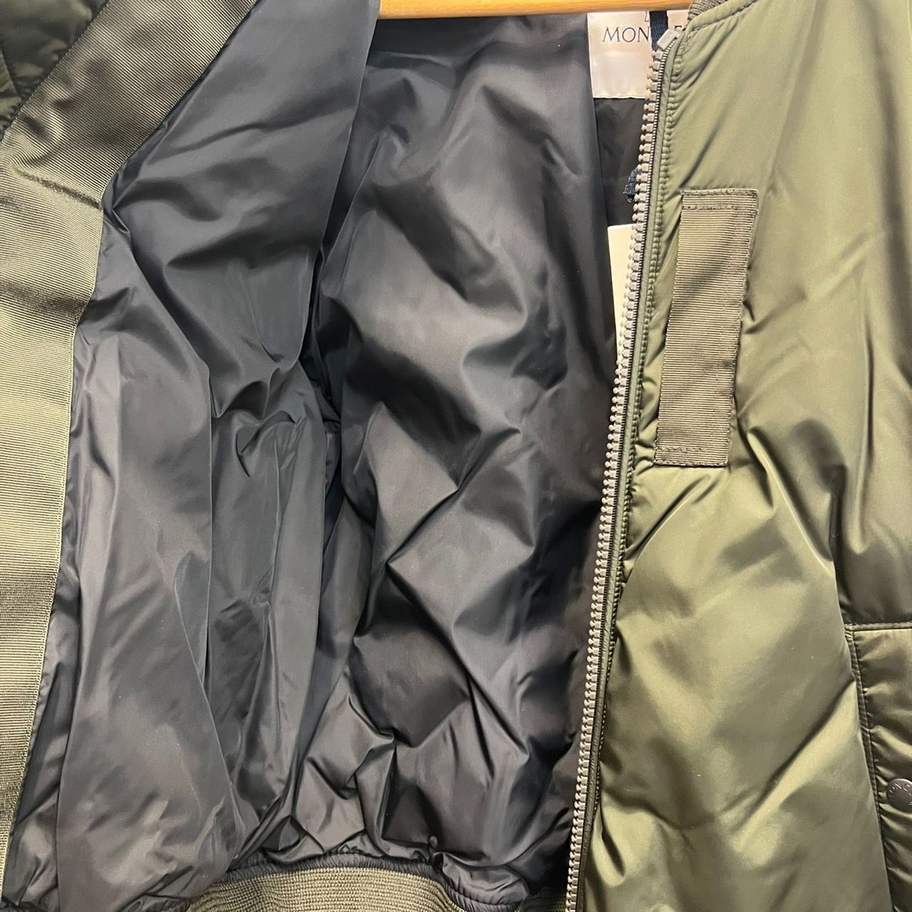 ☆最終値下げ☆【極美品】MONCLER モンクレール MA-1 ALLIX サイズ0