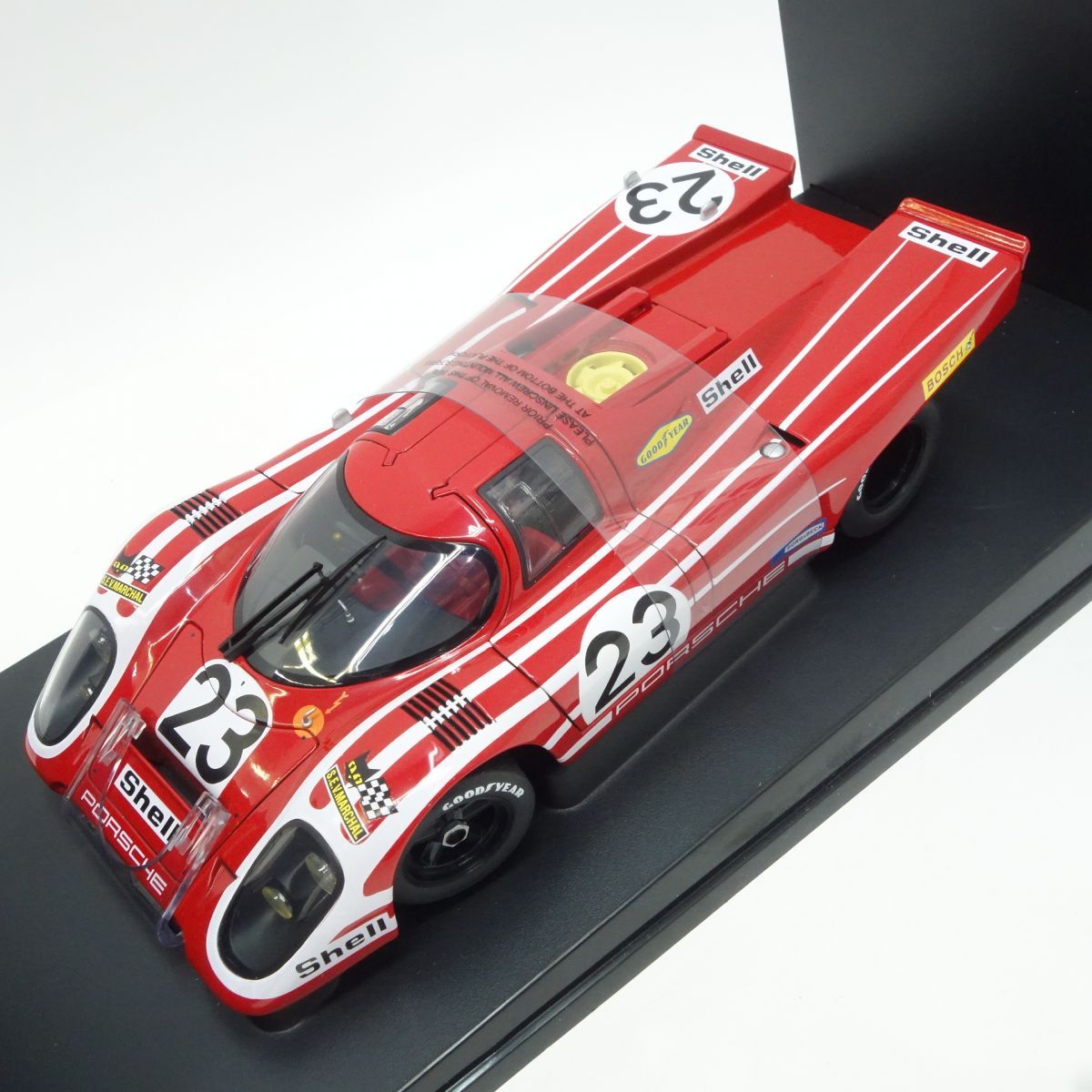 AUTOart オートアート PORSCHE 917K LEMANS WINNER '70 #23 ポルシェ ル・マン優勝 1/18スケール ミニカー  ※中古 - メルカリ