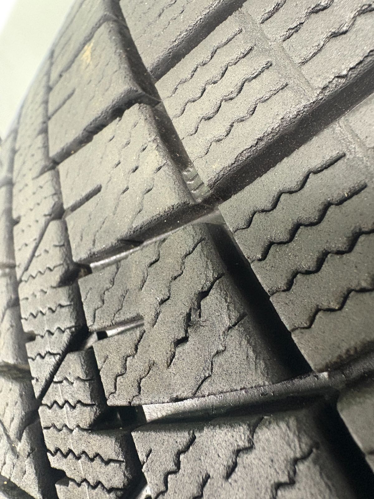 185 60R15 ダンロップ WM03 4本 冬タイヤ スタッドレス TA657 TRITUETUBI_COM