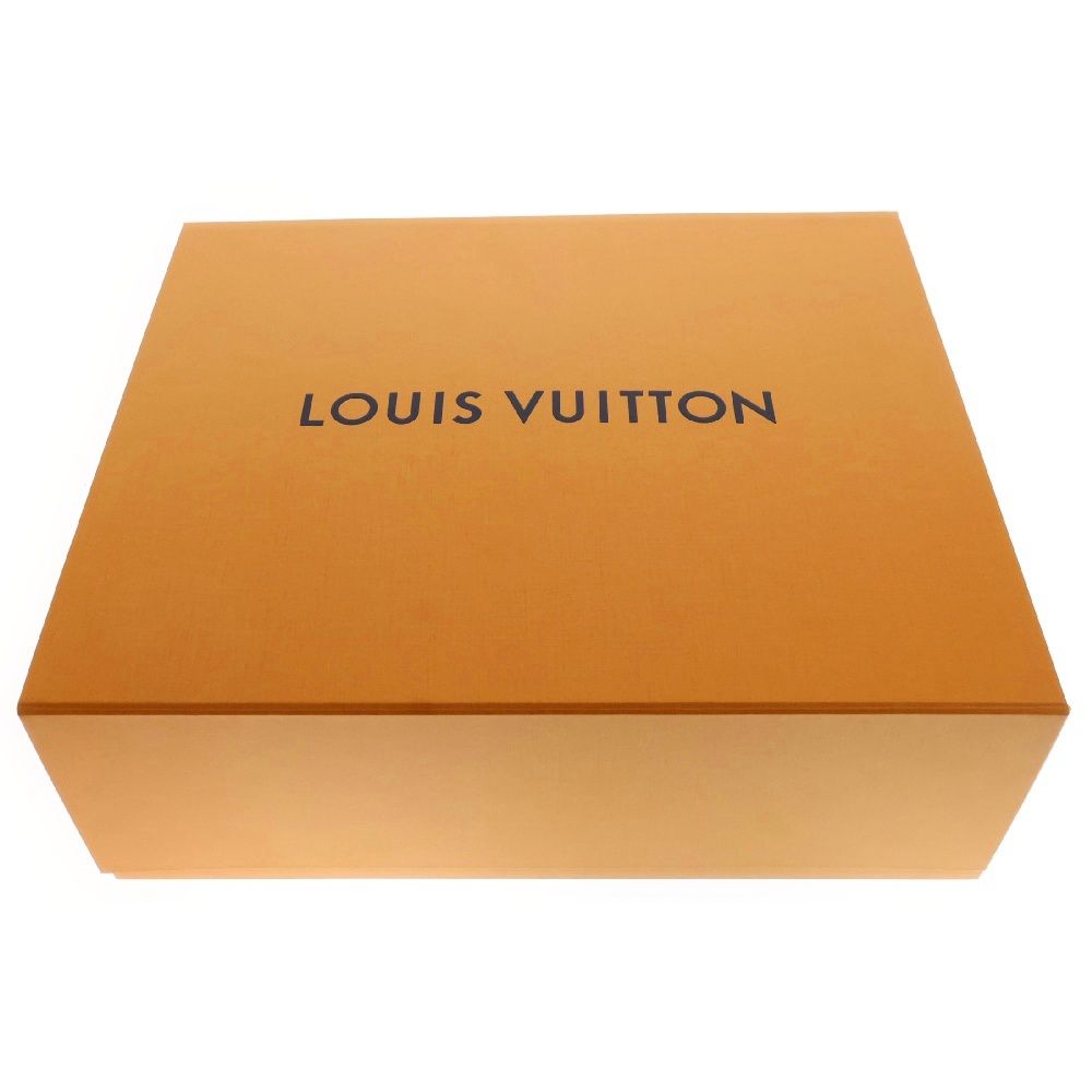LOUIS VUITTON (ルイヴィトン) LV パームス リーフ柄 クッション LOUIS VUITTON (ルイヴィトン) LV パームス リーフ柄 クッション
