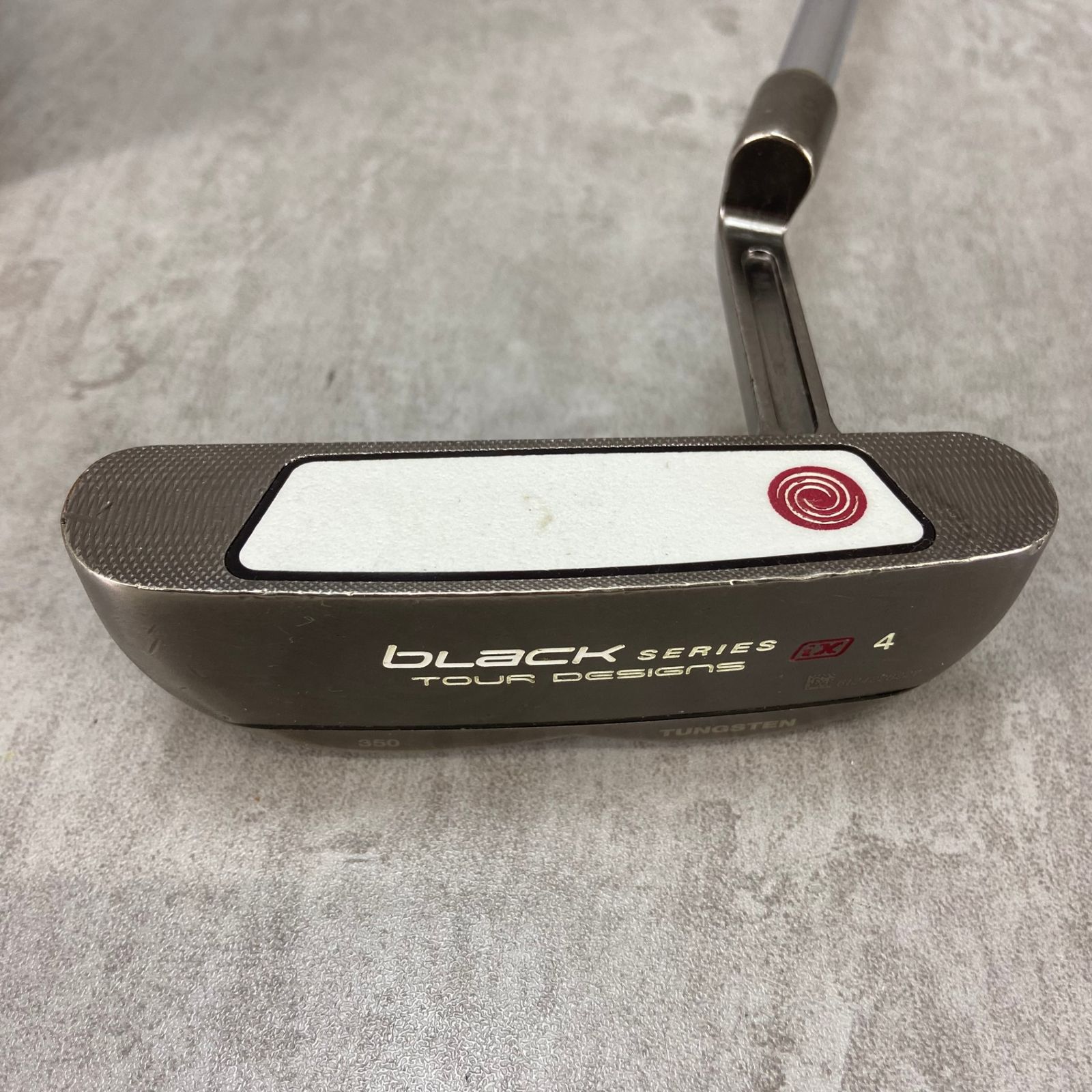 ODYSSEY　オデッセイ　brack　SERIES　ix　4　TOUR　DESIGNS ブラックシリーズ　ツアーデザイン　メンズゴルフパター　スチール　右利き用 ODYSSEY オデッセイ brack SERIES ix 4 TOUR DESIGNS ブラック