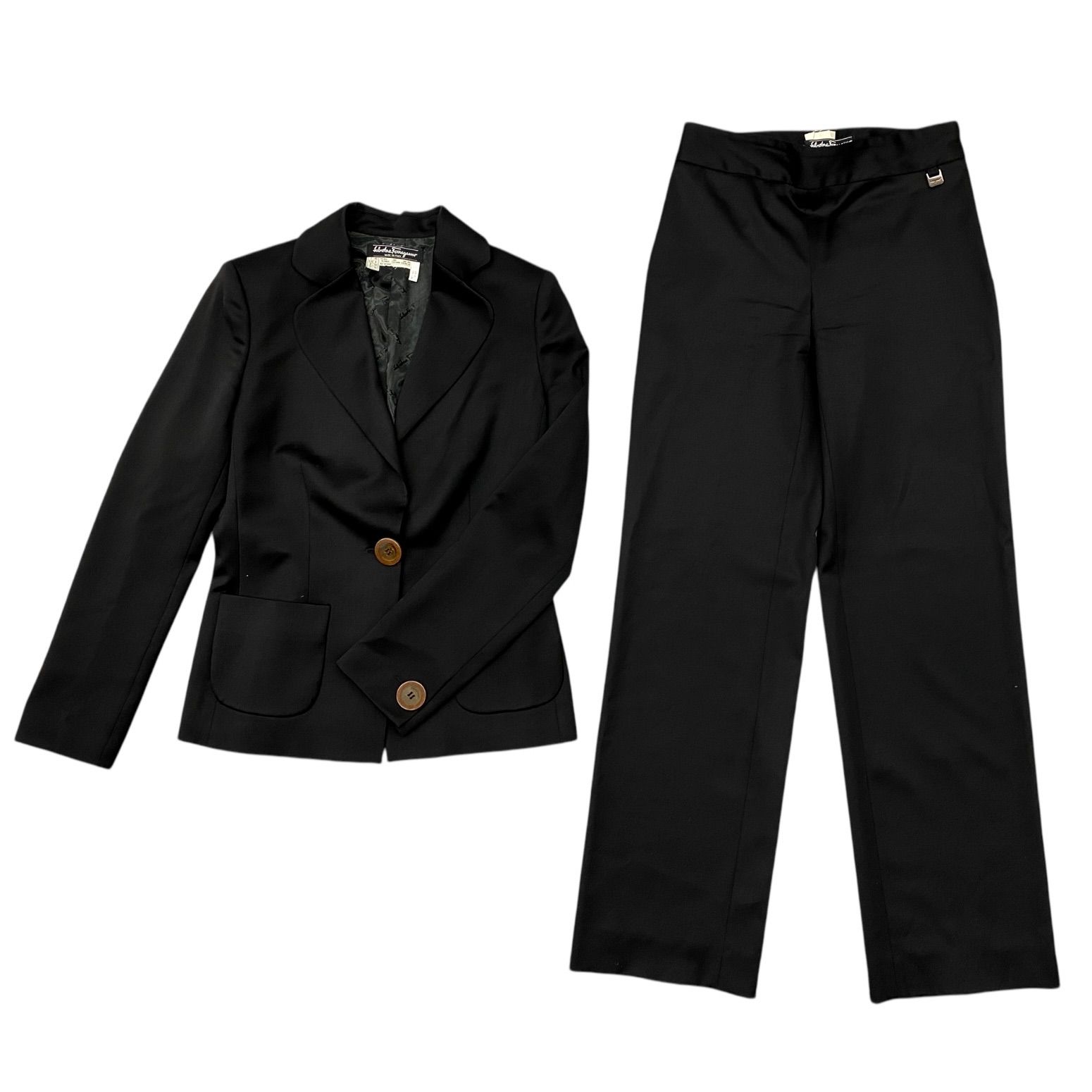 ☆EM0407 Salvatore Ferragamo セットアップ スーツ 40サイズ - メルカリ