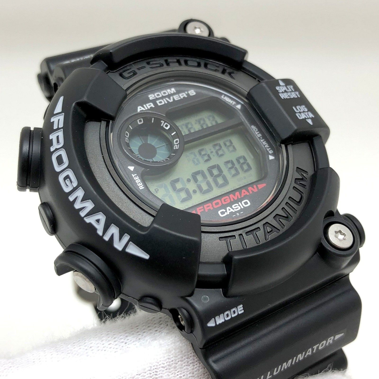 G-SHOCK ジーショック CASIO カシオ G-SHOCK DW-8200MB-1VT FROGMAN 海外モデル ベゼル白文字  ベルトILLUMINATOR表記 - メルカリ