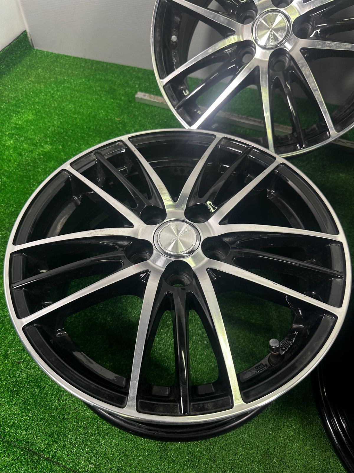 美品★ルーミー　新車外し、5.5J+40 4H-100 トール　カスタム純正★　スチール　アップグレード用に★ 2025年最新トヨタルーミー純正15インチホイールの人気アイテム