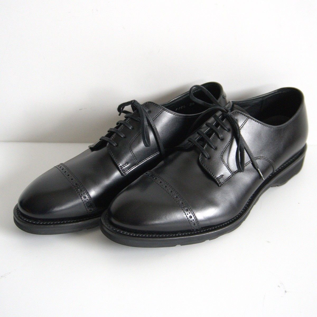 のみ REGAL 11EL パンチドキャップトゥ レザーシューズ 26cm リーガル ブラック ビジネスシューズ 革靴 日本製 25100654