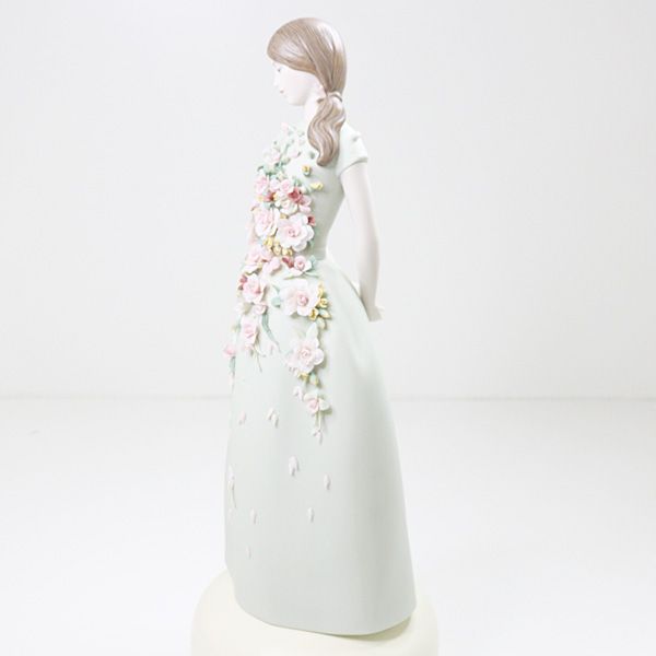 リヤドロ LLADRO フィギュリン 磁器人形 オート アリュール 甘美 世界 300個 置物 インテリア 破損あり