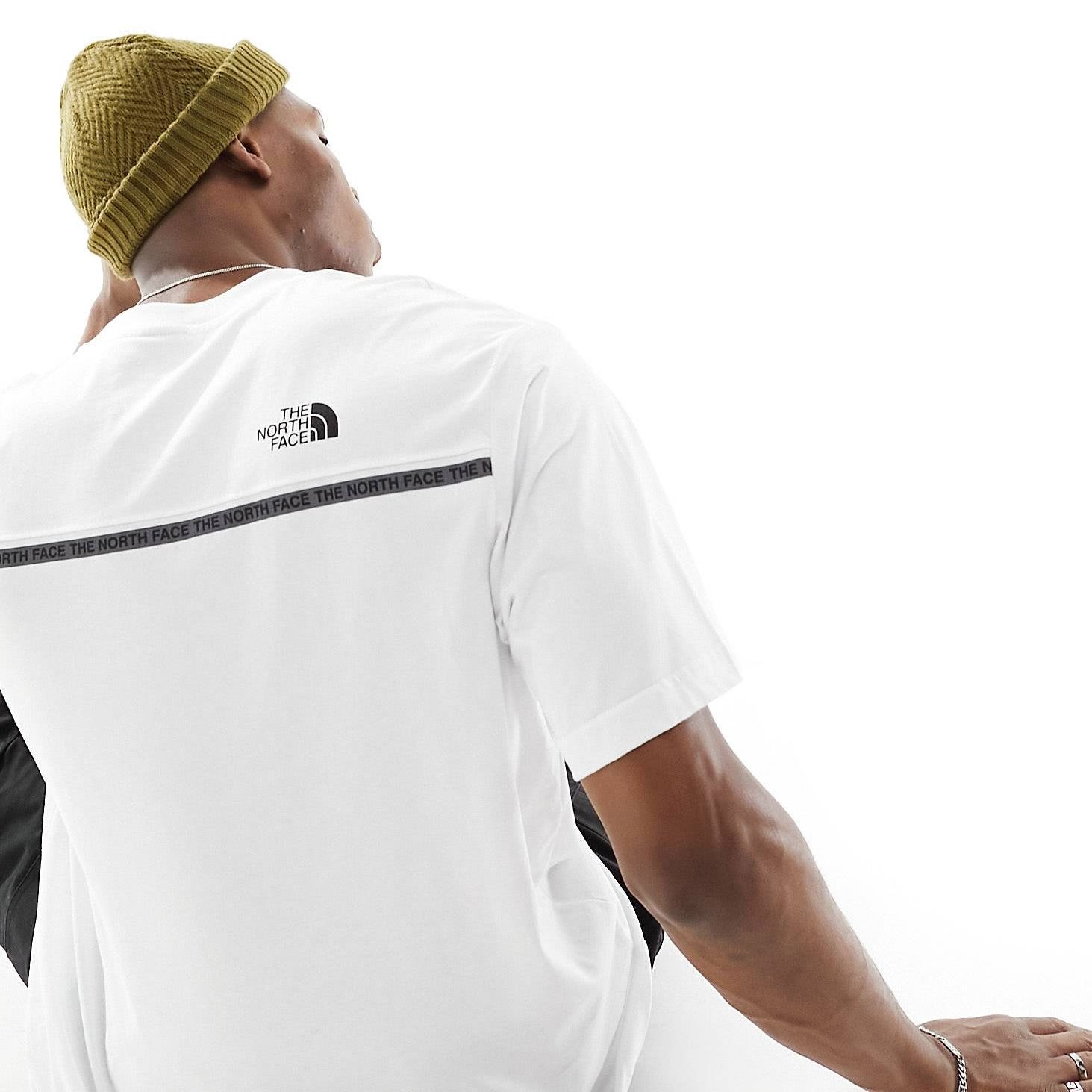 【国内発送】◇The North Face◇ Zumu taped logo Tシャツ 海外限定モデル】The North Face Zumu Taped Logo Tシャツ