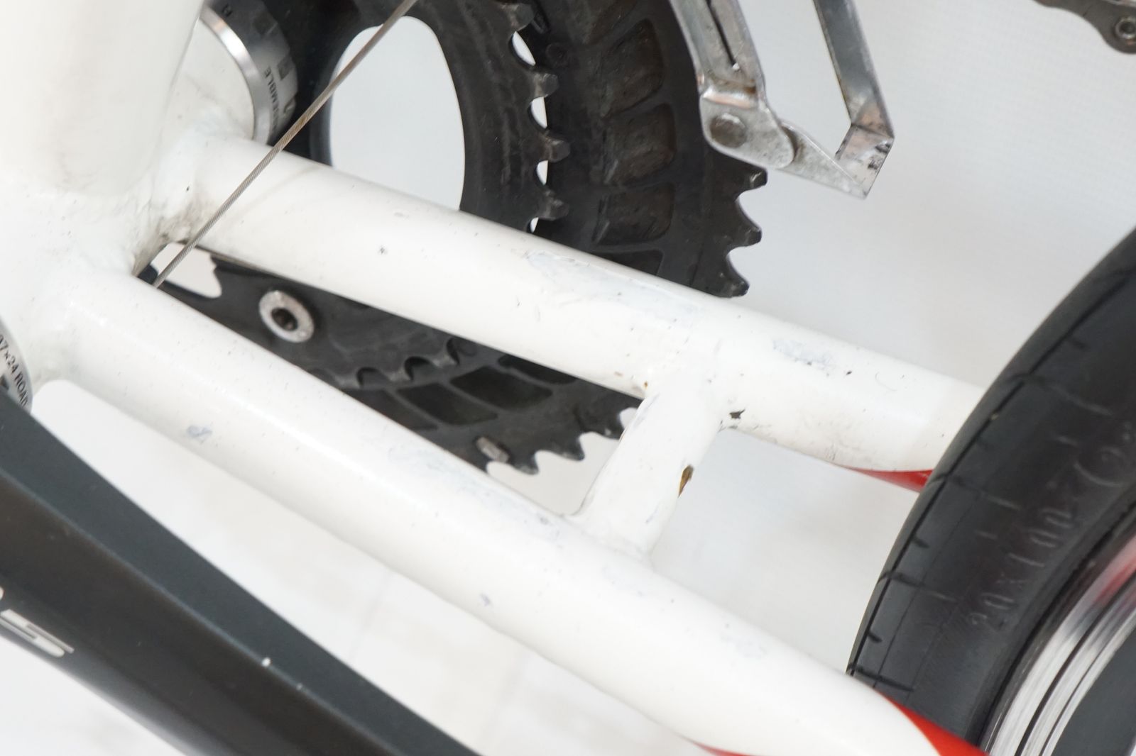 ピンク　モンステラ柄　南国　スクラブ　新品未使用 0000000004793_OwX7yTa.jpg