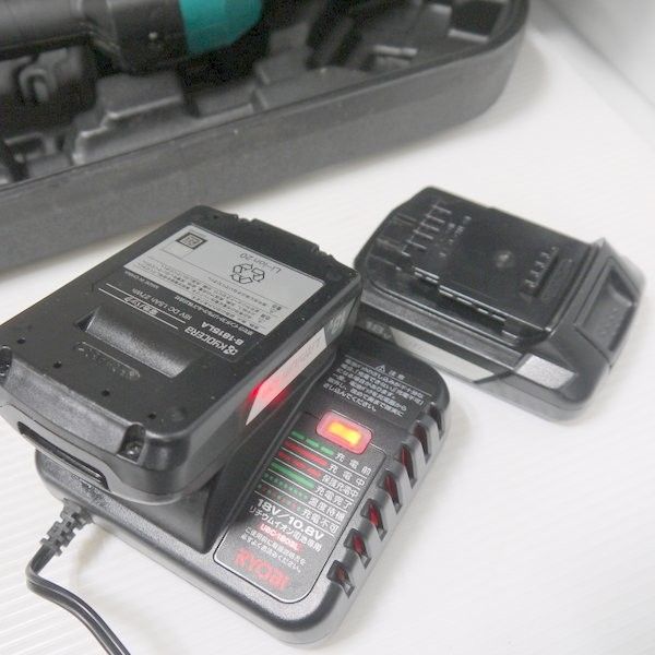 楽天市場】リョービ BGG-180L1 充電式グリースガン18V(電池2個付