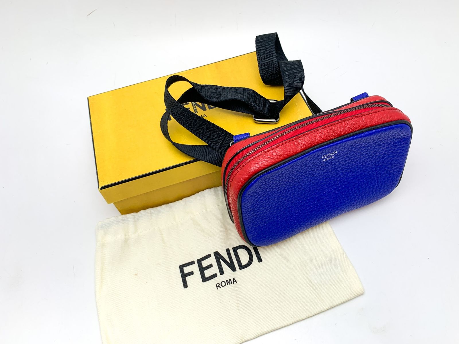 FENDI フェンディ マルチカラー 赤/青/黒 レッド/ブルー/ブラック ミニ