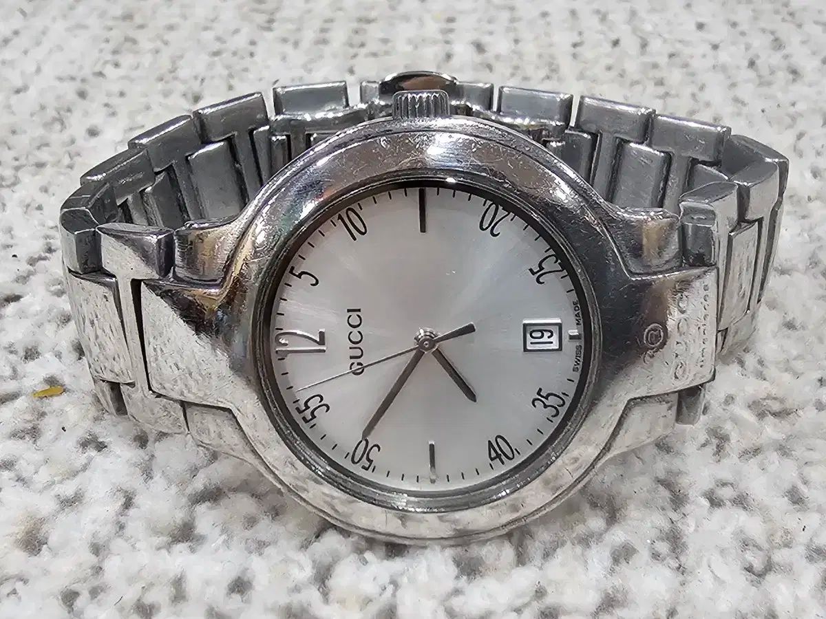 スイスブランド|GUCCI グッチ 8900M ユニセックス