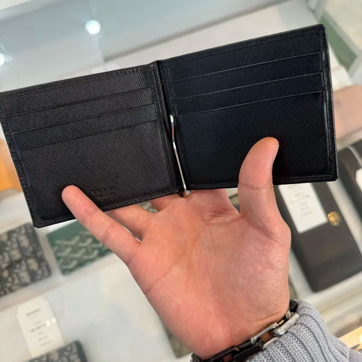 PRADA プラダ マネークリップ ブラック