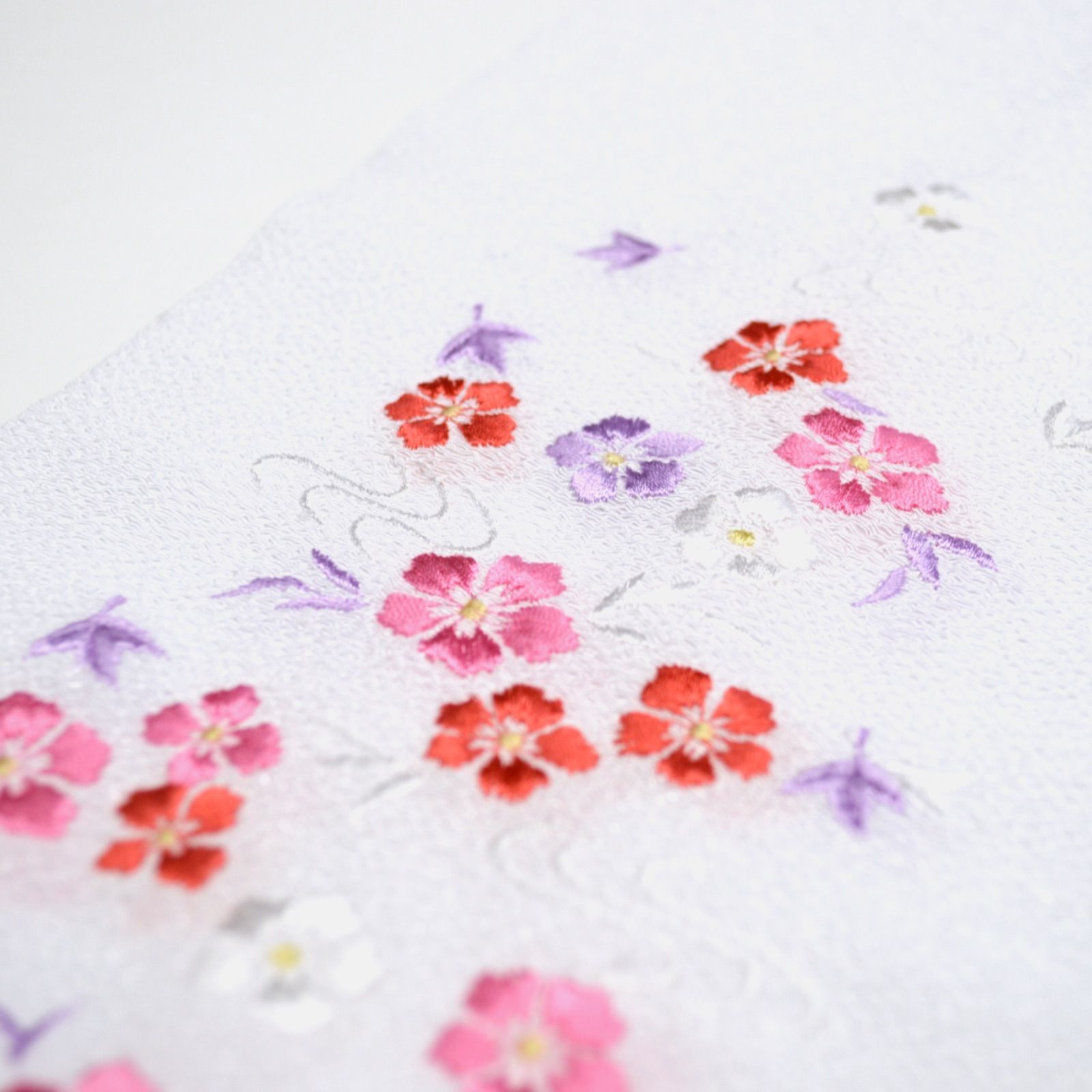 美品》正絹 振袖フルセット SS〜Mサイズ 成人式 赤地 上品 豪華 菊 桜
