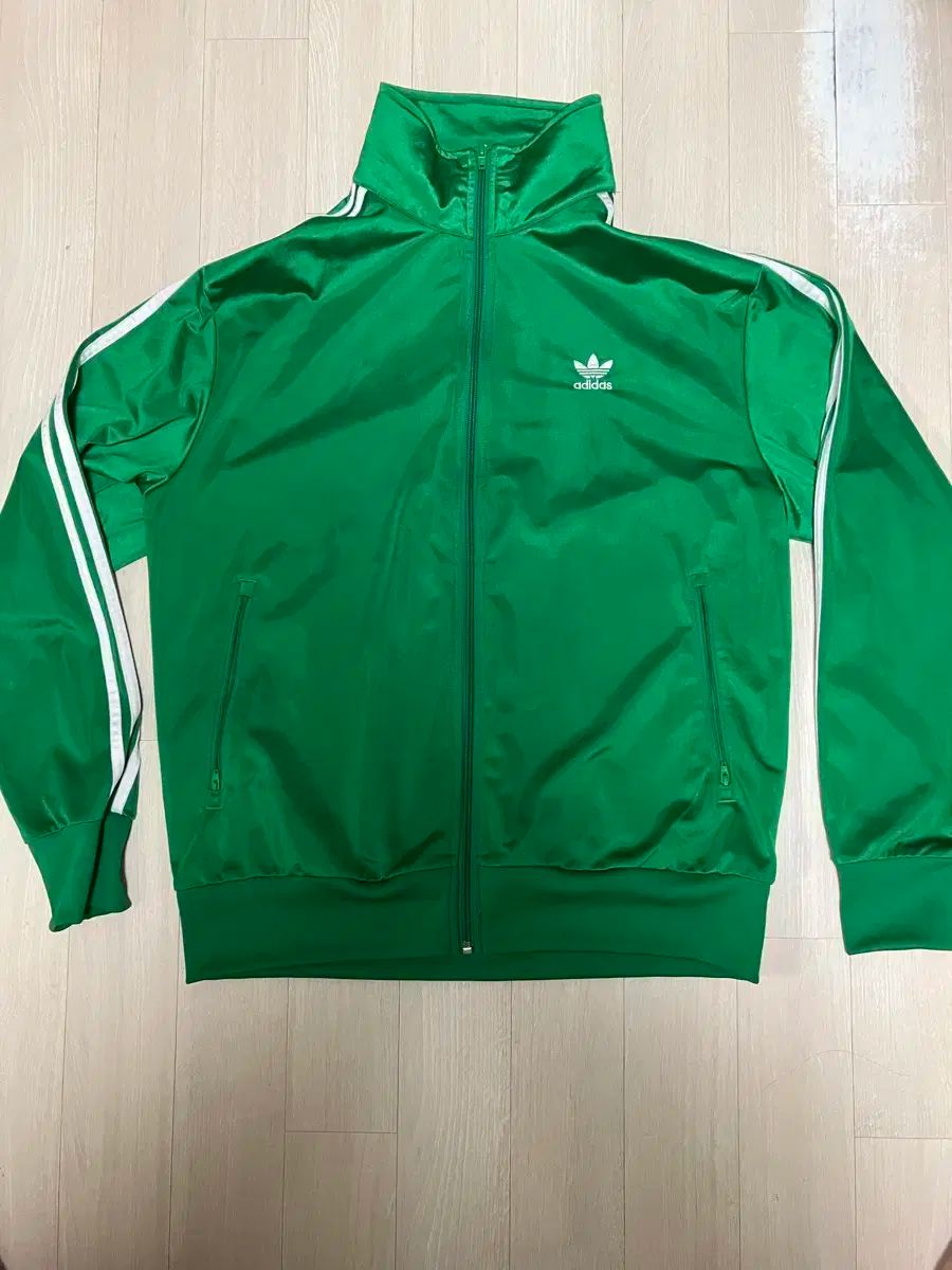 アディダス ファイヤーバード グリーン ジャージ