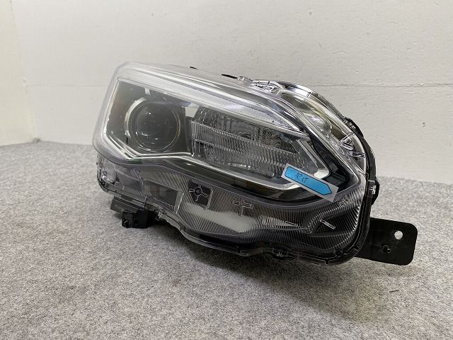 インプレッサ/スポーツ GT2/GT3/GT6/GT7/GK2/GK3/GK6/GK7 純正 右