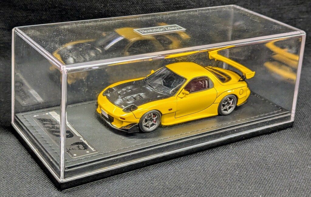 ignition model 1/43 INITIAL D Mazda RX-7 (FD3S) Yellow With