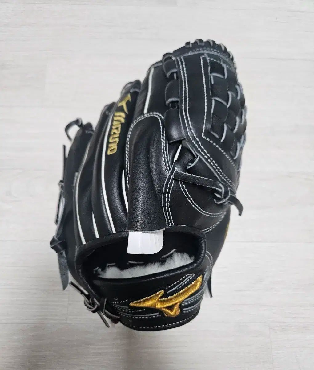 Mizuno ミズノ プロ 野球 投手用グローブ グローブ