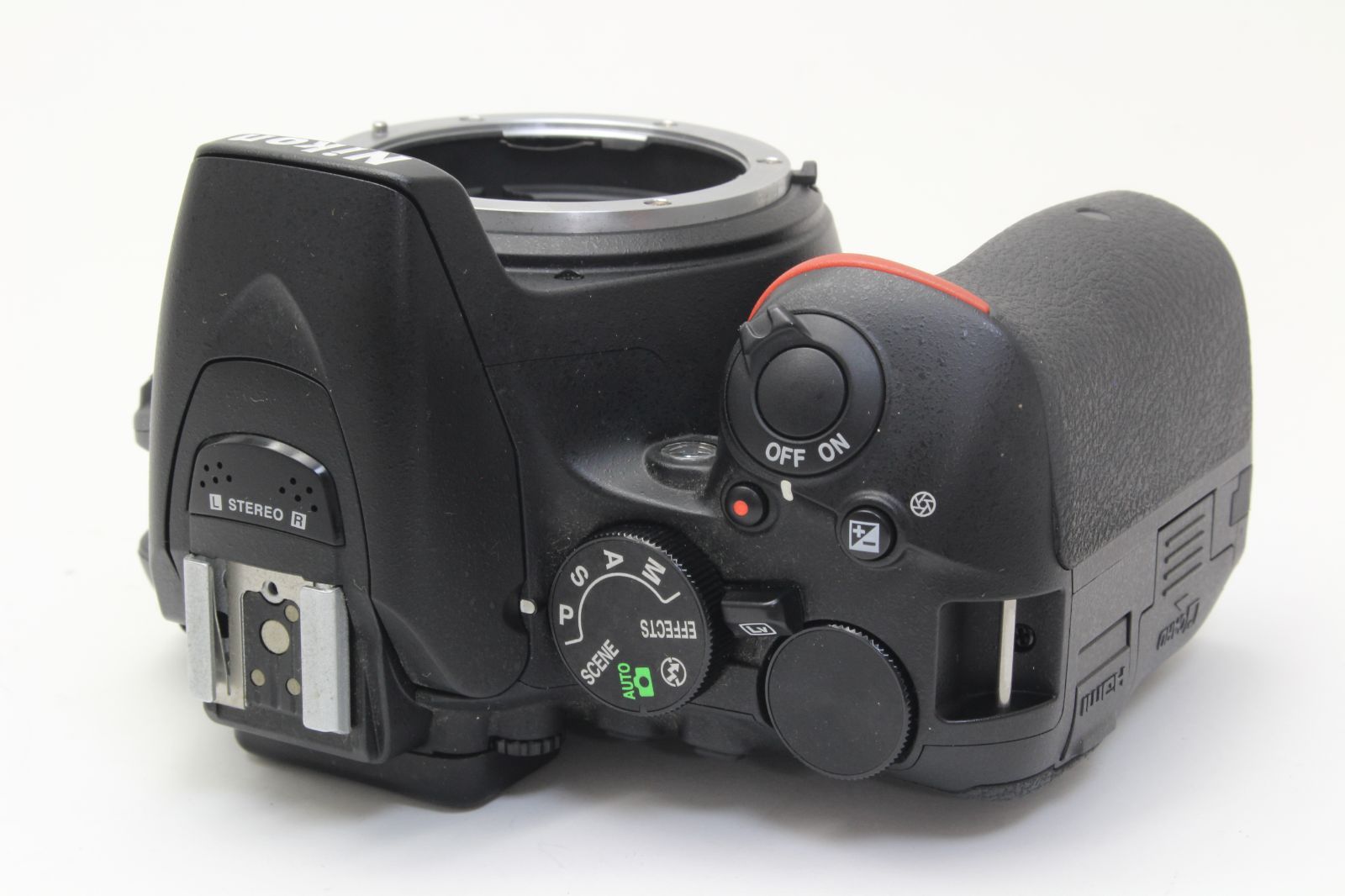 AA (新品級) Nikon ニコン D5500 ボディ ショット数488回 初期