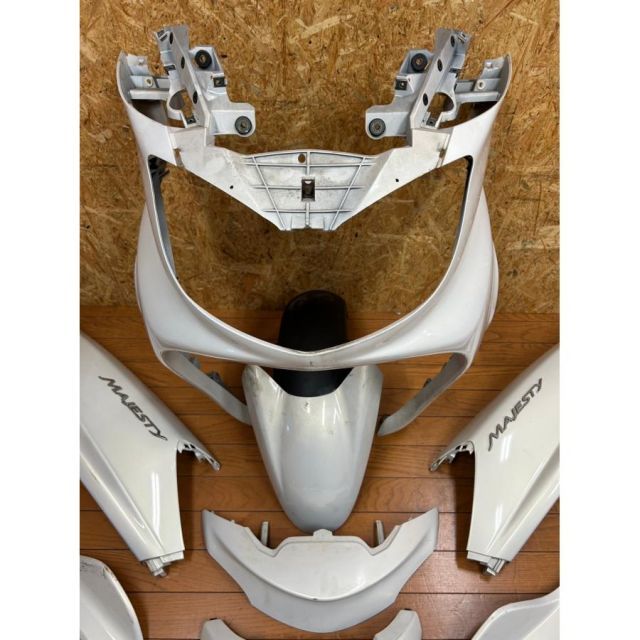 XJ 58586]ヤマハ YAMAHA グランドマジェスティ250 SG15J-007 外装