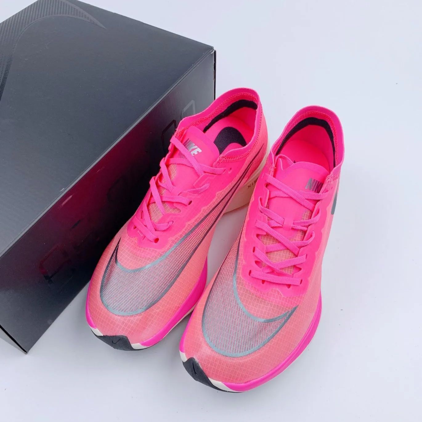 新品 NIKE ZOOMX VAPORFLY NEXT％ AO4568-600 ナイキ ズームエックス ヴェイパーフライ ネクスト% スニーカー ピンク －－Mercari