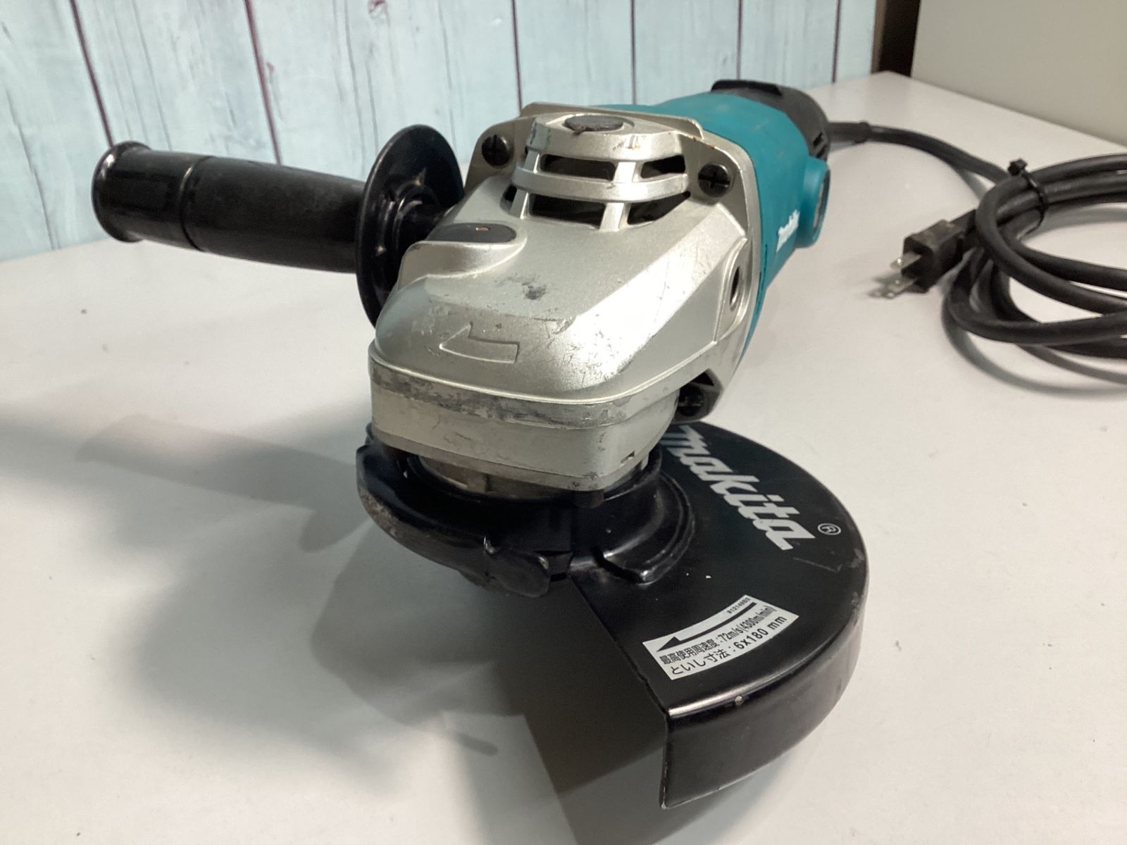 180mm電子ディスクグラインダ GA7011C