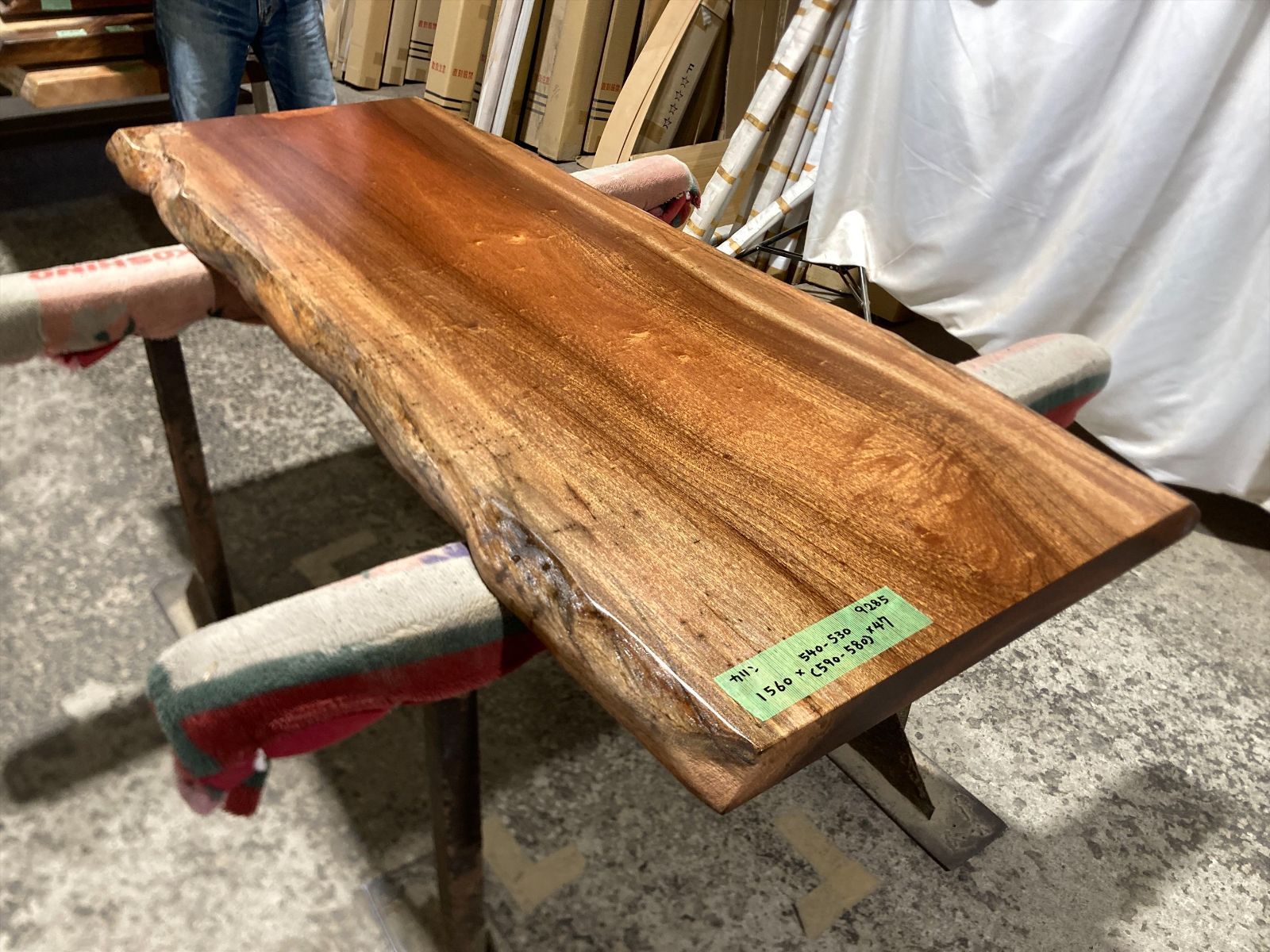 本花林9285 一枚板無垢材 1560x540-530x47mm ダイニングテーブル ローテーブル センターテーブル 天板 花梨 カウンター 店舗内装