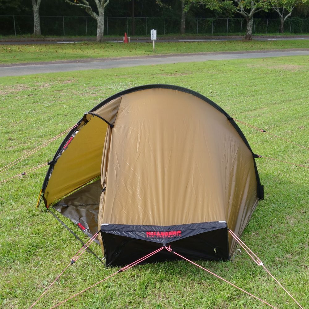 美品　ヒルバーグ アクト 純正フットプリント付き　Akto サンド 美品 ヒルバーグ アクト 純正フットプリント付き Akto サンド