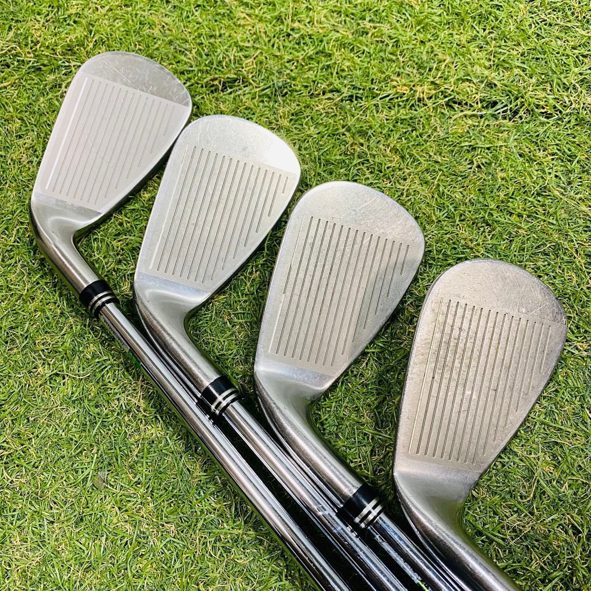 【良品】豪華8本 9代目ゼクシオ XXIO9 メンズアイアンセット R 良品】豪華8本 9代目ゼクシオ XXIO9 メンズアイアンセット R