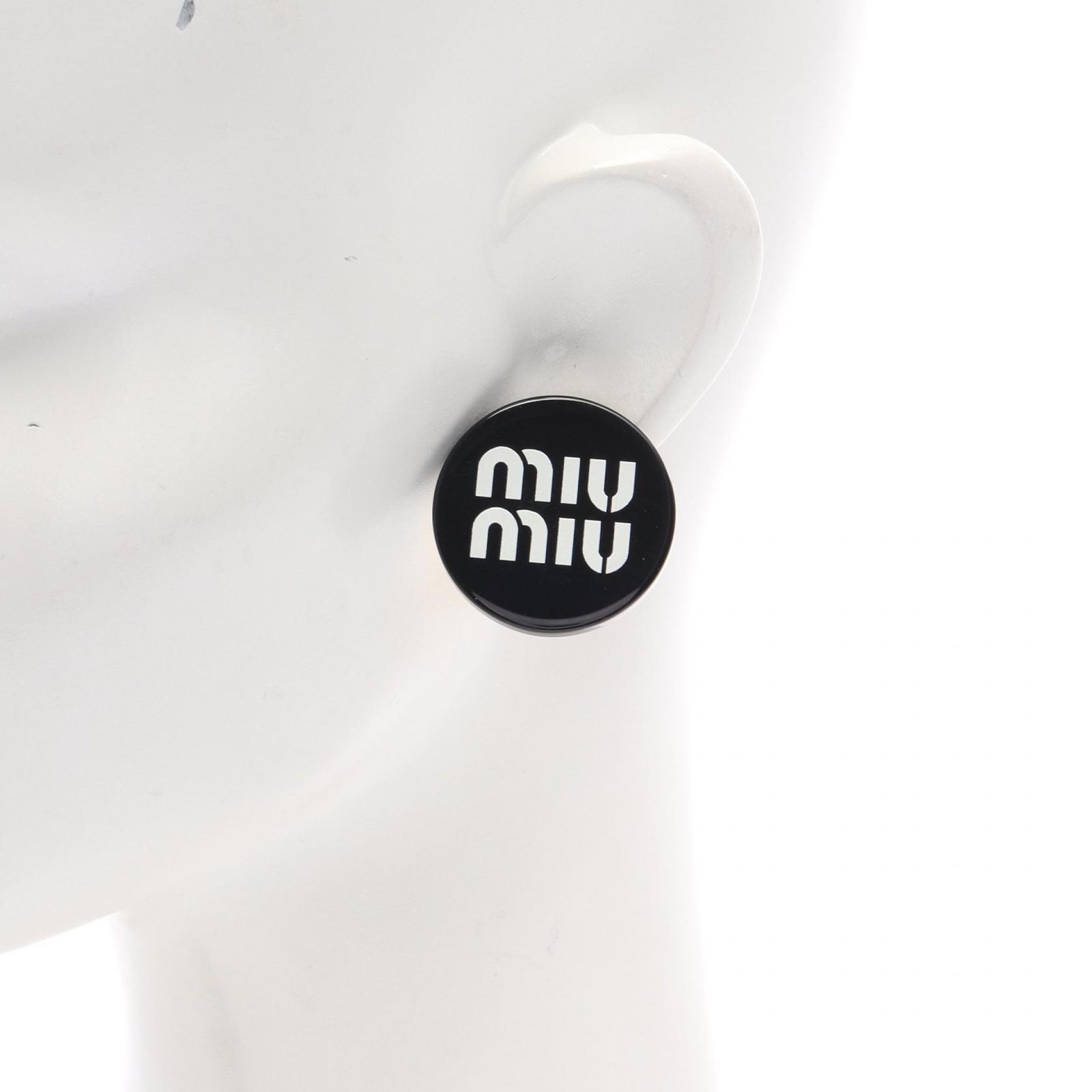ミュウ ミュウ Miu Miu イヤリング 5IO063 2F8O GP（ゴールド