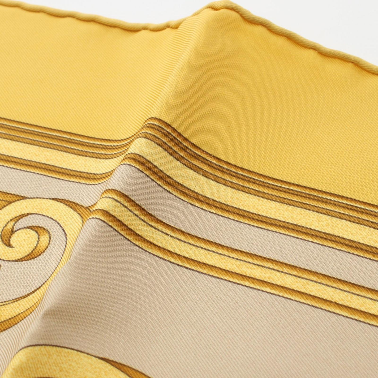 HERMES エルメス LES TUILERIES カレ90 シルク HERMES エルメス LES TUILERIES カレ90 シルク - メルカリ