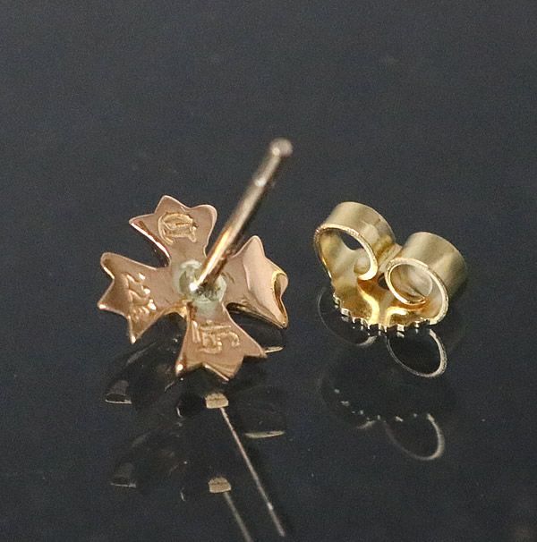 銀座店 新品 クロムハーツ 22K CHプラス スタッド ピアス 91879 - メルカリ