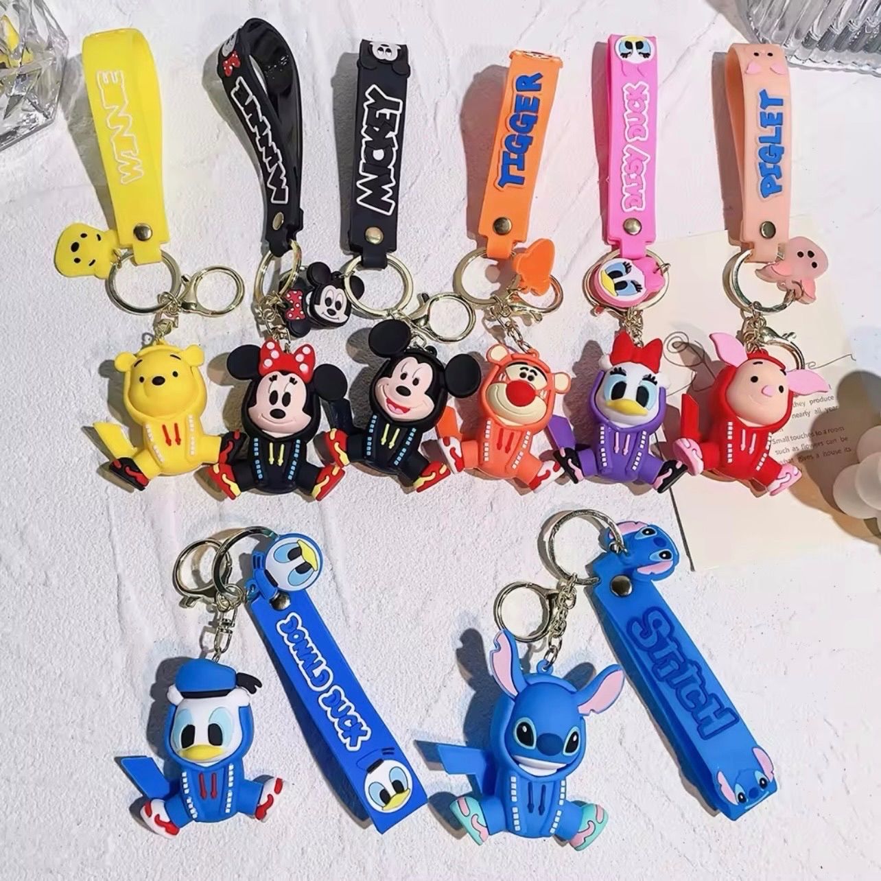 Disney❣️ディズニードナルドダック パーカーおすわりver