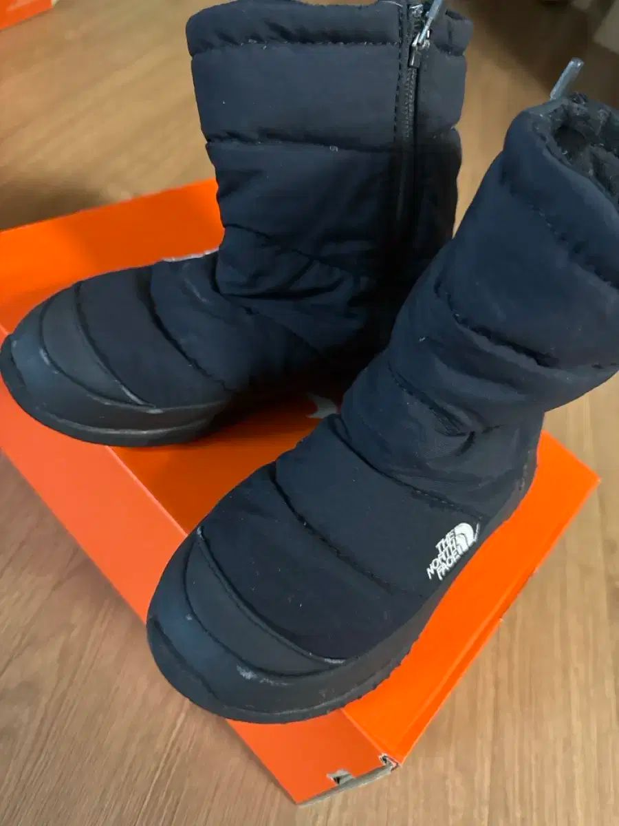 THE NORTH FACE ザノースフェイス キッズ ヌーピー ブーティ 黒 STEELWINDOWSANDDOORS_COM