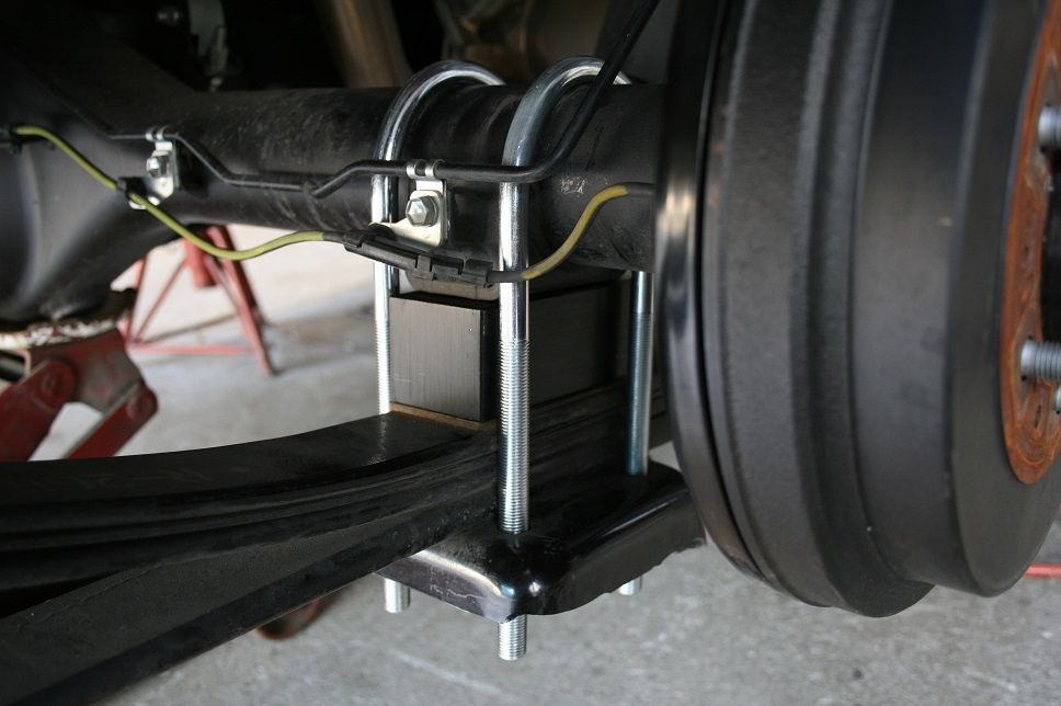 ハイエース　ローダウン　リムコーポレーション LB250ロワリングブロック　中古