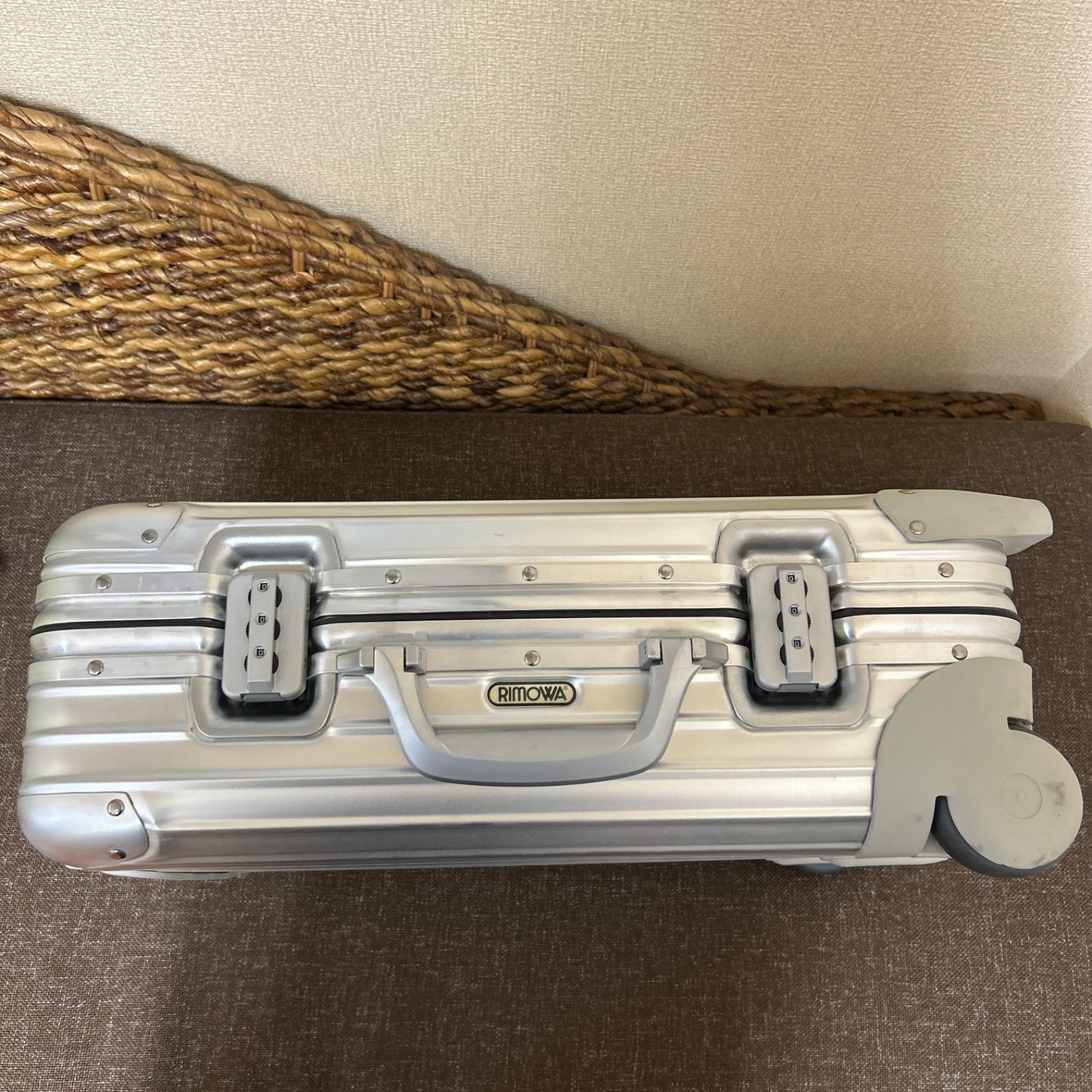 Lufthansa』 RIMOWA 919.52 2輪 キャビン・トロリー 35L - メルカリ