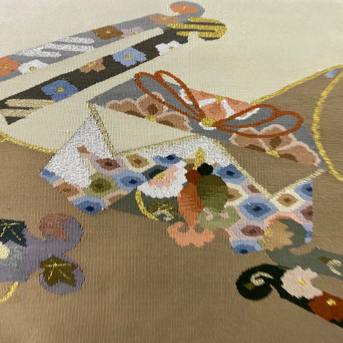 名古屋帯 秀品 八寸名古屋帯 明綴れ織 草花 唐草 金銀糸